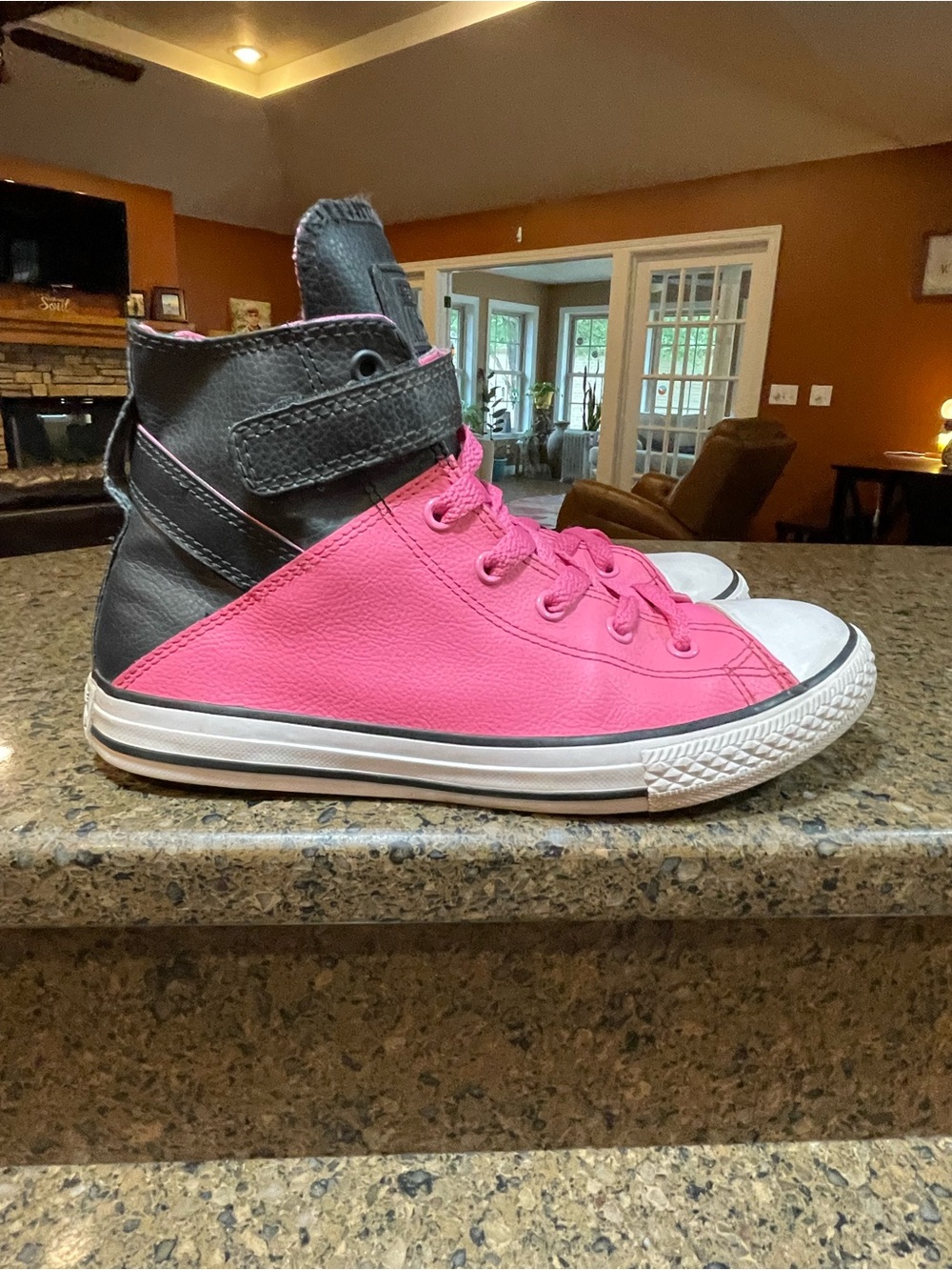 Converse Chuck Taylor Girls Brea High Top Sneakers Leather Pink Black Lace Up - Picture 5 of 10